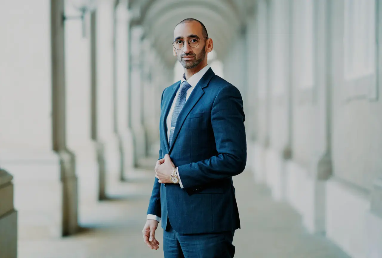 Advokat Nima Nabipour i retsbygningen